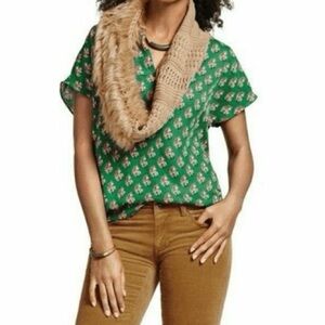 CAbi Stevie Floral Print Green Short Sleeve V-Neck Blouse Shirt size M